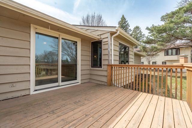 502 Highland Drive, Chanhassen, MN 55317