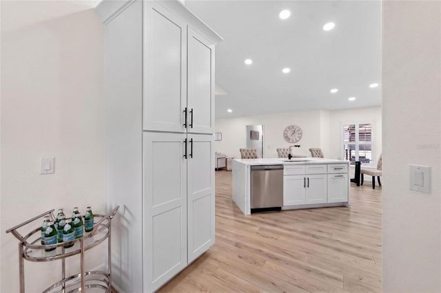 2663 BROOKSIDE BLUFF LOOP, Lakeland, FL 33813