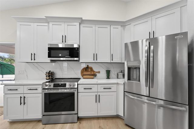 2663 BROOKSIDE BLUFF LOOP, Lakeland, FL 33813