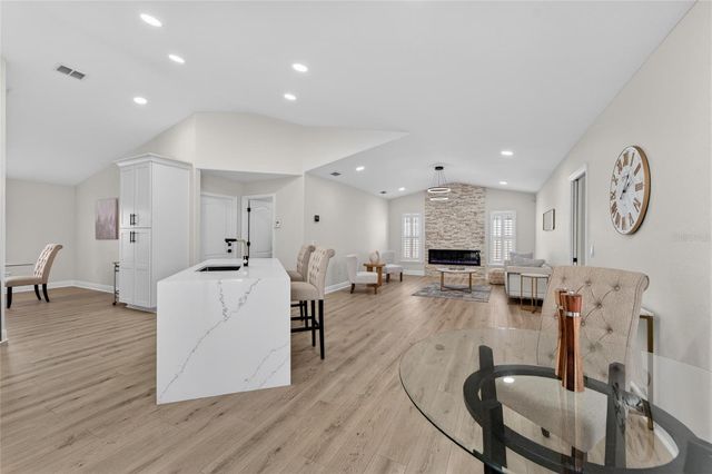 2663 BROOKSIDE BLUFF LOOP, Lakeland, FL 33813