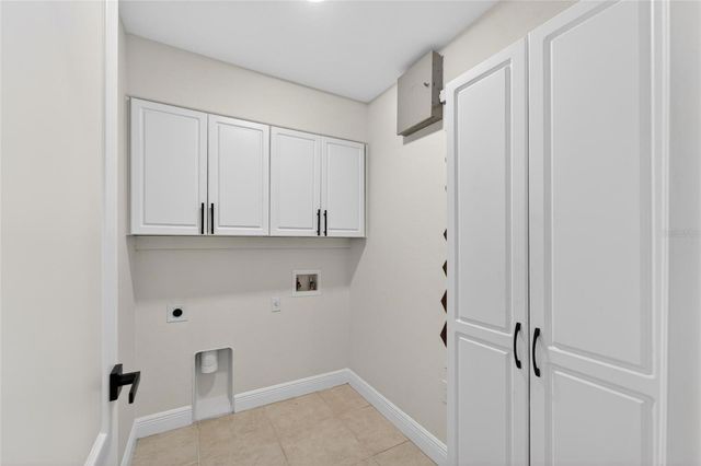 2663 BROOKSIDE BLUFF LOOP, Lakeland, FL 33813