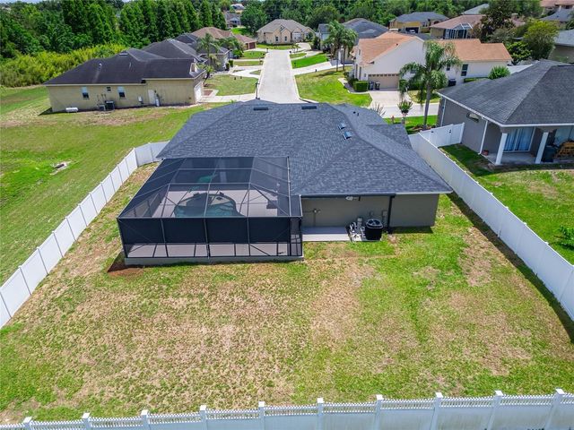 2663 BROOKSIDE BLUFF LOOP, Lakeland, FL 33813