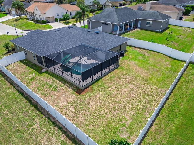 2663 BROOKSIDE BLUFF LOOP, Lakeland, FL 33813