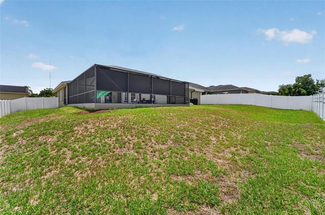 2663 BROOKSIDE BLUFF LOOP, Lakeland, FL 33813
