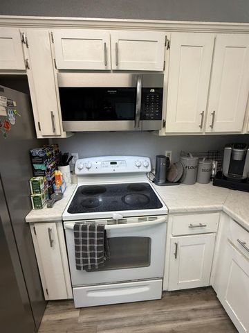 1235 Lloyd Thayer Cir, Stockton, CA 95206