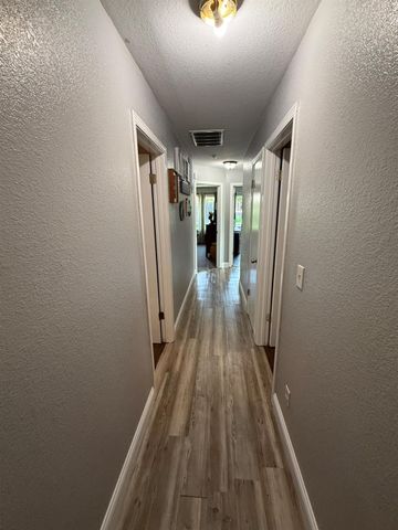 1235 Lloyd Thayer Cir, Stockton, CA 95206