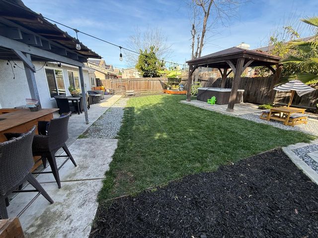 1235 Lloyd Thayer Cir, Stockton, CA 95206