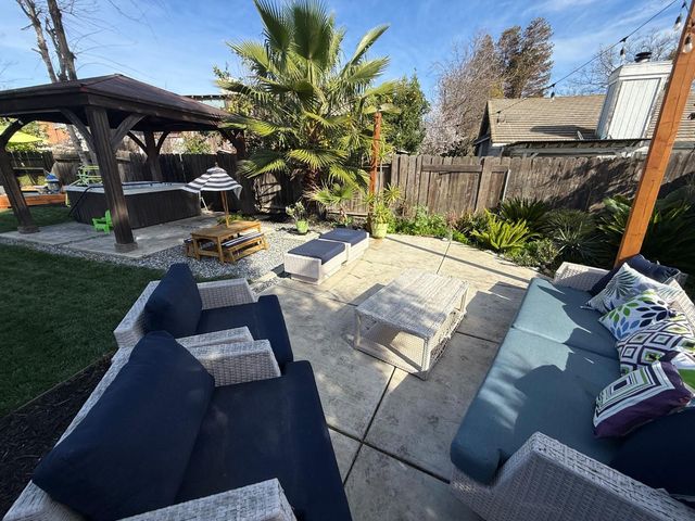 1235 Lloyd Thayer Cir, Stockton, CA 95206