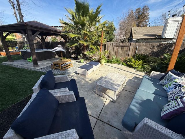 1235 Lloyd Thayer Cir, Stockton, CA 95206