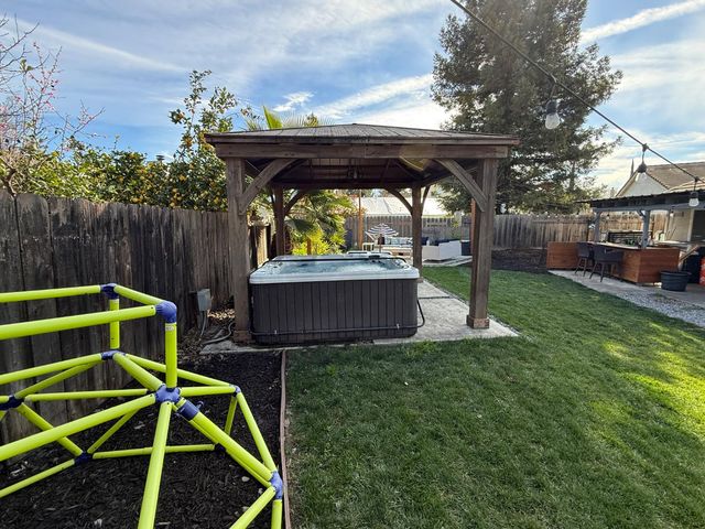 1235 Lloyd Thayer Cir, Stockton, CA 95206