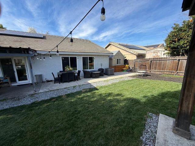 1235 Lloyd Thayer Cir, Stockton, CA 95206