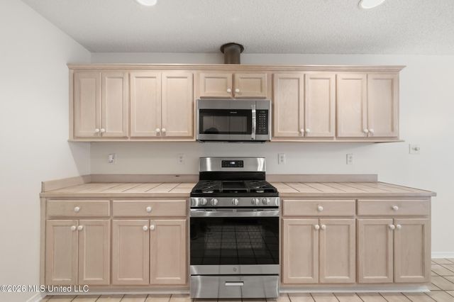 13143 Hawthorn Place, Gulfport, MS 39503