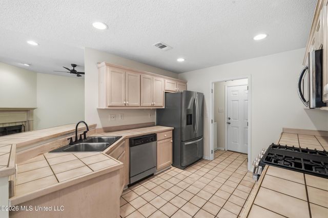 13143 Hawthorn Place, Gulfport, MS 39503