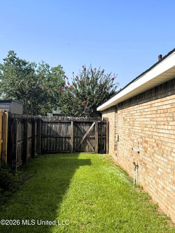 13143 Hawthorn Place, Gulfport, MS 39503
