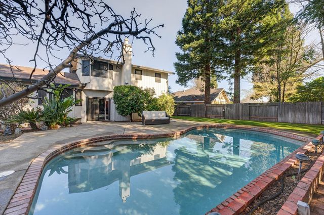 1966 Sidesaddle Way, Roseville, CA 95661