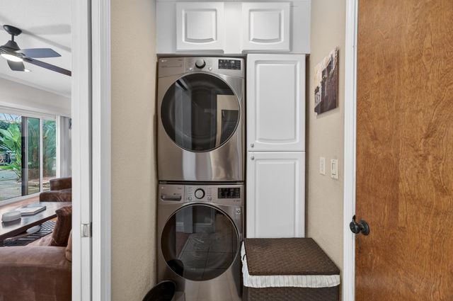 1966 Sidesaddle Way, Roseville, CA 95661