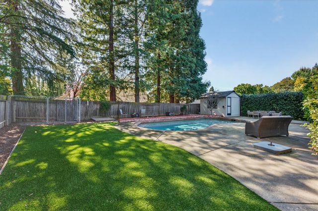 1966 Sidesaddle Way, Roseville, CA 95661