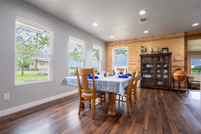 1766 CR 424, Stephenville, TX 76401