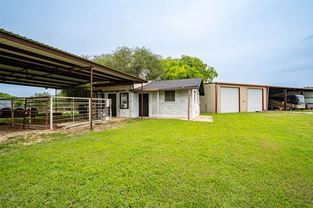 1766 CR 424, Stephenville, TX 76401
