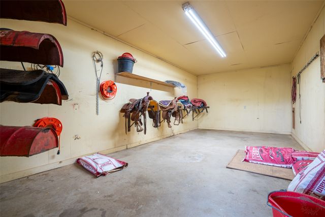 1766 CR 424, Stephenville, TX 76401
