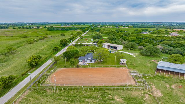1766 CR 424, Stephenville, TX 76401