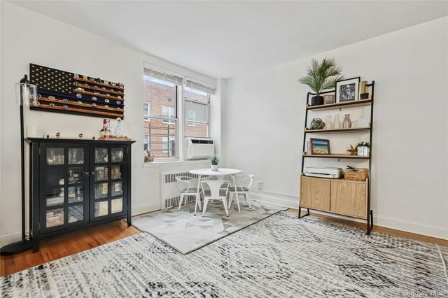 247 Parkview Road 5J, Bronxville, NY 10708