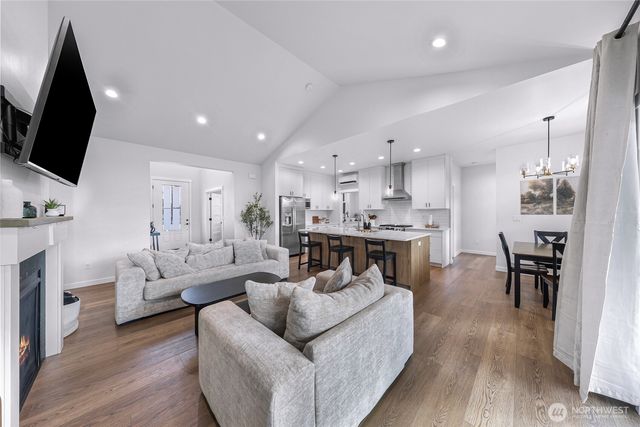 809 Pine Crest Drive, Everson, WA 98247