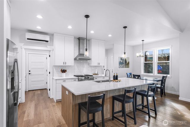 809 Pine Crest Drive, Everson, WA 98247