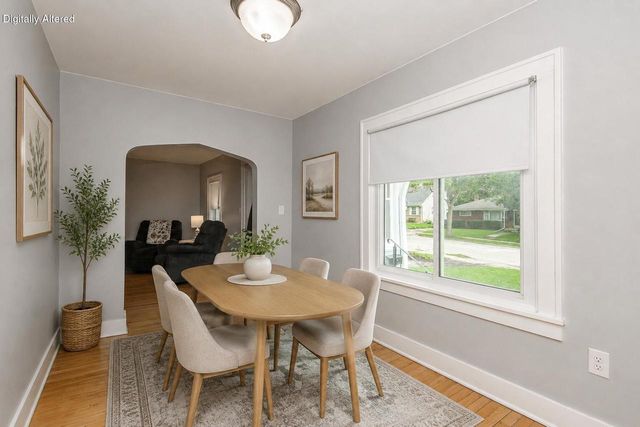 2101 Oaklawn AVENUE, Waukesha, WI 53188