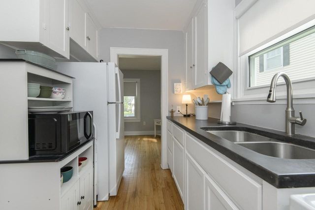 2101 Oaklawn AVENUE, Waukesha, WI 53188