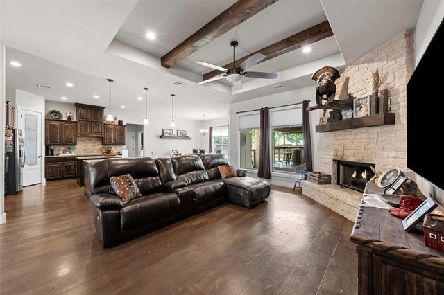 1006 Deer XING, Salado, TX 76571
