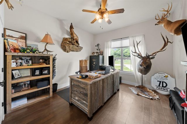 1006 Deer XING, Salado, TX 76571