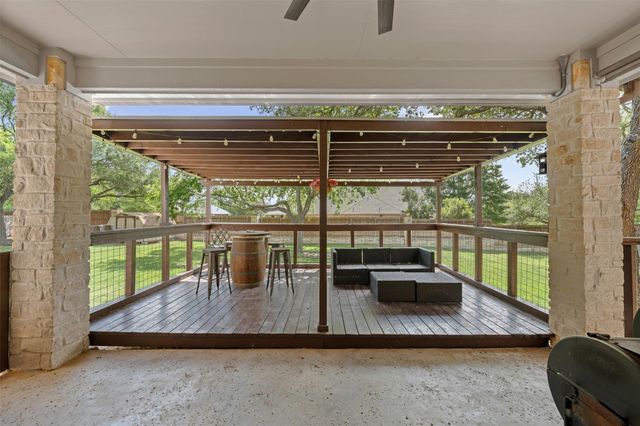 1006 Deer XING, Salado, TX 76571