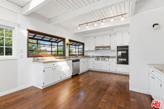 3900 Pacific Avenue, Marina Del Rey, CA 90292