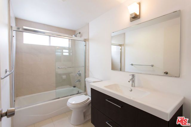 3900 Pacific Avenue, Marina Del Rey, CA 90292