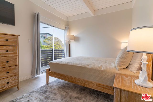 3900 Pacific Avenue, Marina Del Rey, CA 90292