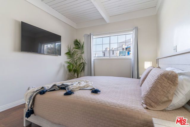 3900 Pacific Avenue, Marina Del Rey, CA 90292