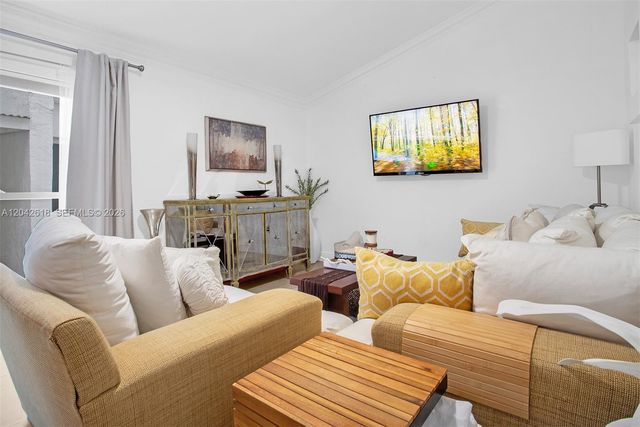 9675 NW 26th Pl 5, Sunrise, FL 33322