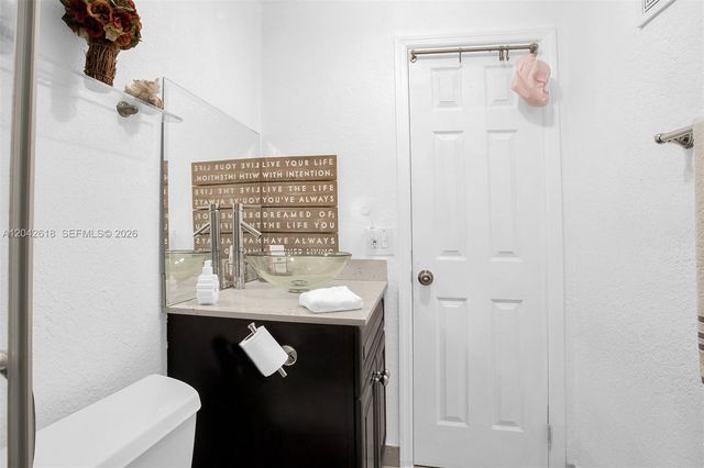 9675 NW 26th Pl 5, Sunrise, FL 33322