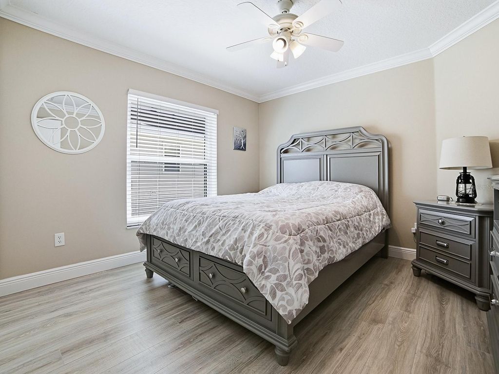 Image 21 of property listing at 17384 SE 72ND DEER RUN AVENUE, The Villages, FL 32162