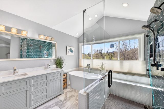 132 Willowleaf Drive, Littleton, CO 80127