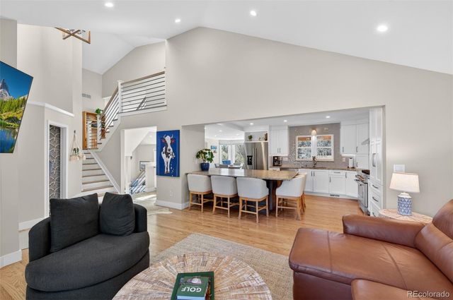 132 Willowleaf Drive, Littleton, CO 80127