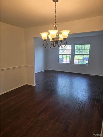 4303 Caracalla Drive, Florissant, MO 63033
