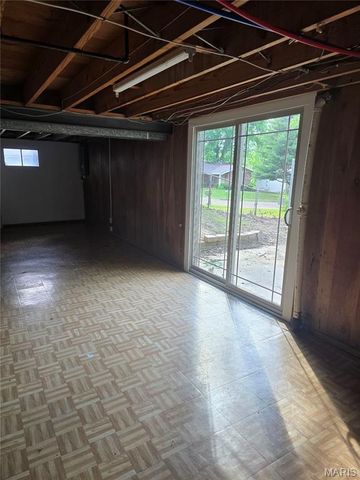 4303 Caracalla Drive, Florissant, MO 63033