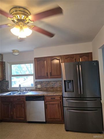4303 Caracalla Drive, Florissant, MO 63033