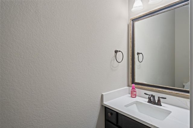 17401 Orchid Falls Lane, Conroe, TX 77302