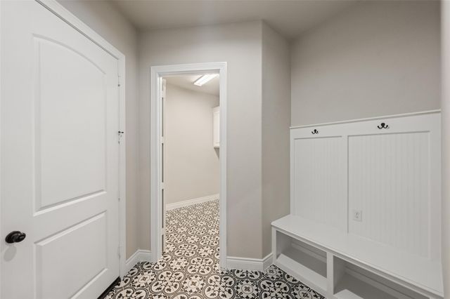 17401 Orchid Falls Lane, Conroe, TX 77302