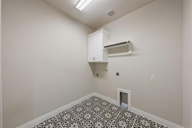 17401 Orchid Falls Lane, Conroe, TX 77302