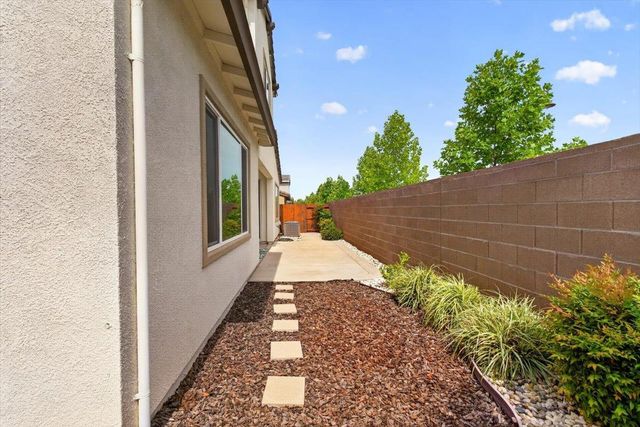 620 River St, Lincoln, CA 95648