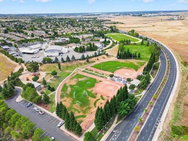620 River St, Lincoln, CA 95648